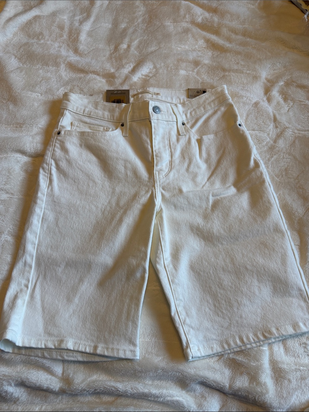 Levi's women’s White Denim Jean Bermuda Shorts